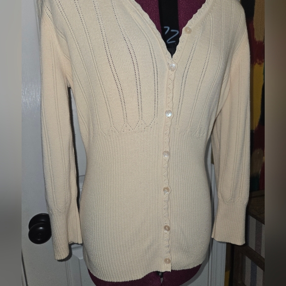 Ann Taylor Loft Small Cream Cotton Knit Cardigan - Picture 3 of 8